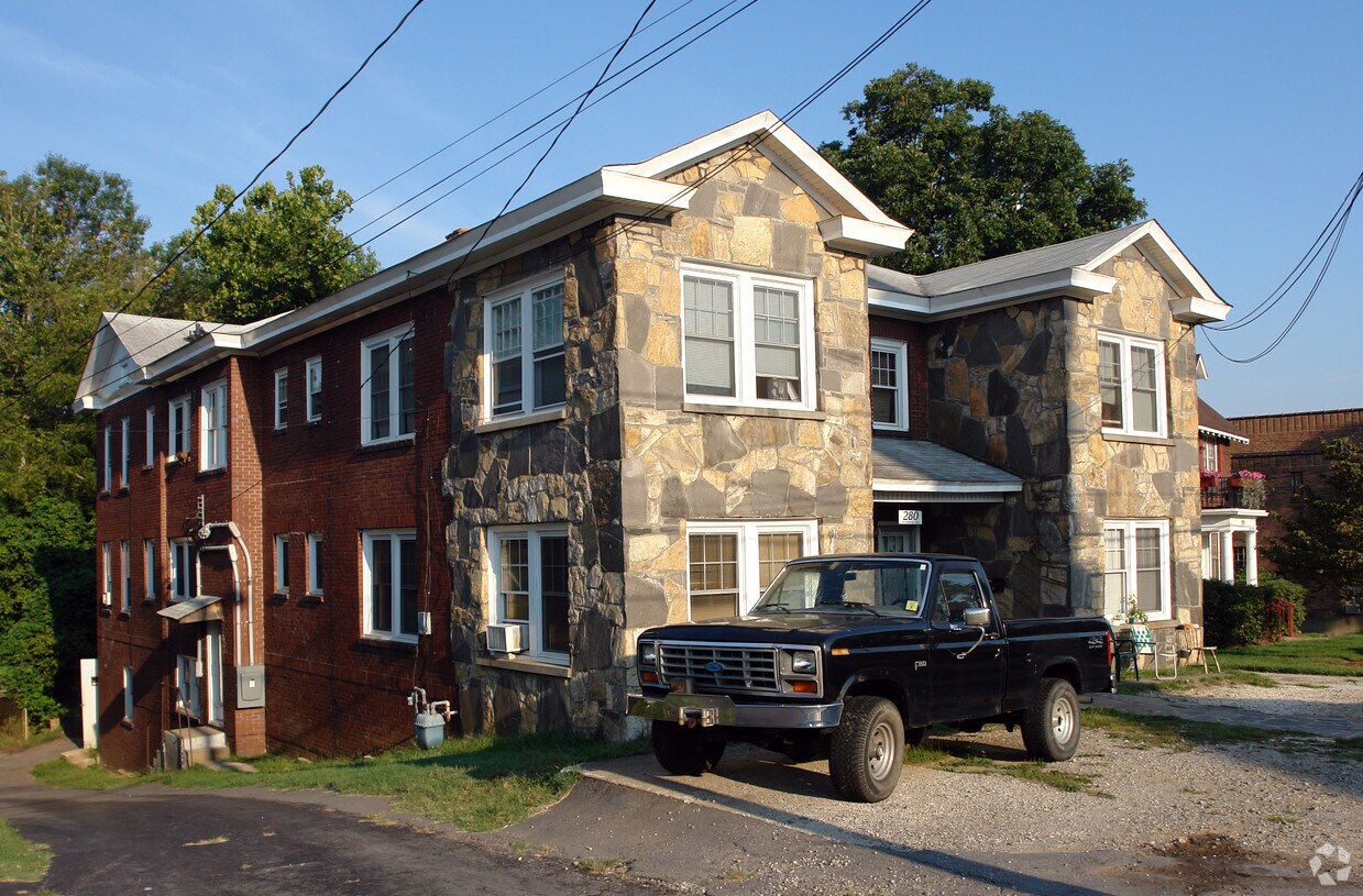 280 Merrimon Ave, Asheville, NC 28801 Apartments in Asheville, NC