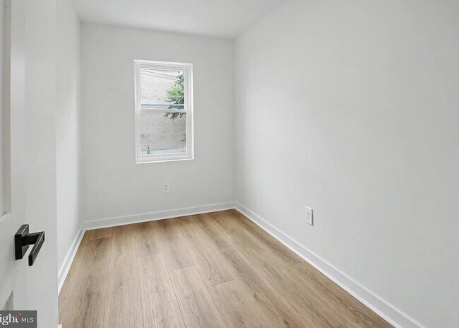 Foto del edificio - 1513 E Hewson St