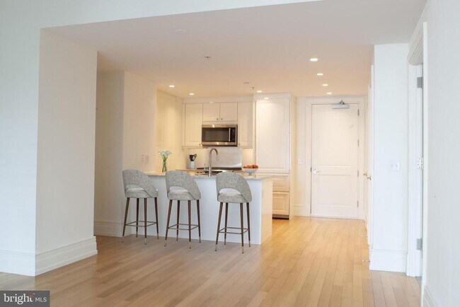 Foto del edificio - 130 S 18th St