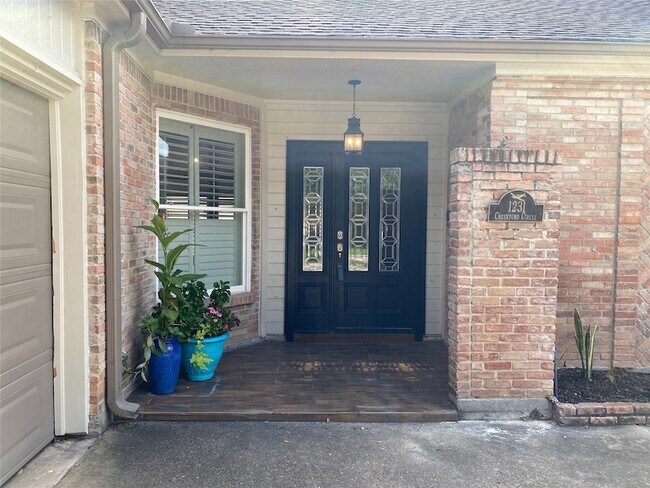 Foto del edificio - 1231 Creekford Cir