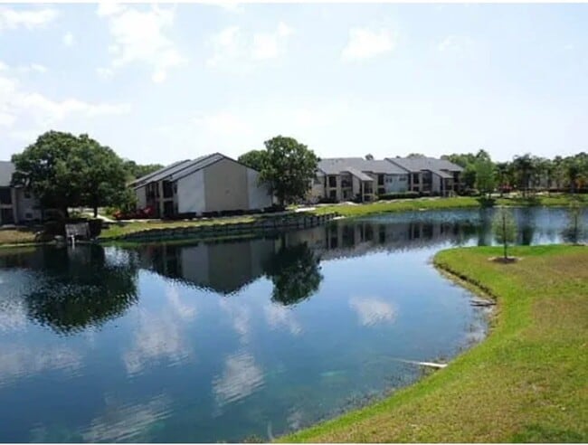 Building Photo - 500 Belcher Rd
