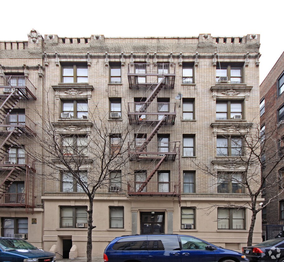 819 CON 180th ¡St - 819 W 180th St