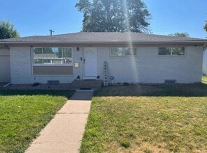 Building Photo - 2528 14th Ave Ct