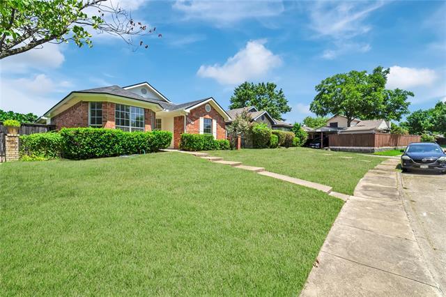 Building Photo - 1019 Sanders Dr