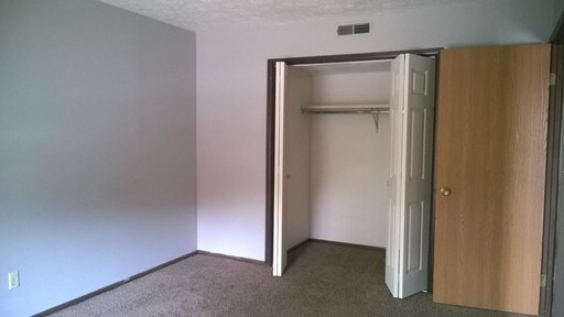 Building Photo - 1421 Sunset Ridge Dr