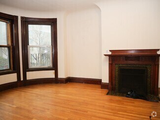 Building Photo - 259 W Newton St