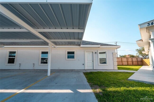 Foto del edificio - 3401 E Zinnia Ave