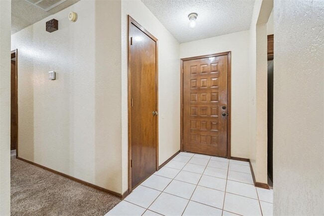 Building Photo - 16404 Del Mar Dr