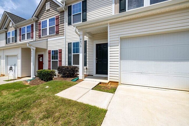 Foto del edificio - 3 Bedroom Townhome in NW School District - Rock Hill SC