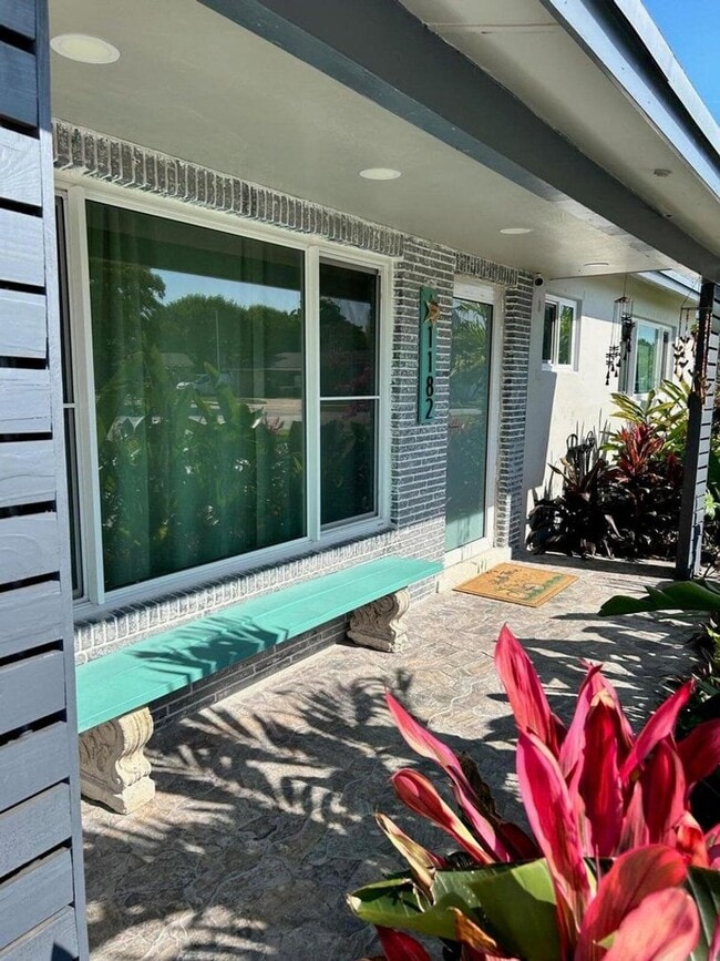 Foto del edificio - 1182 SE 2nd Ave