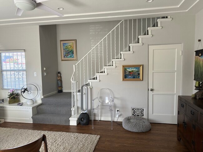 stairs to second floor - 100 S Kings Rd