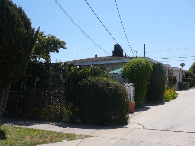 Primary Photo - 1814 257th St