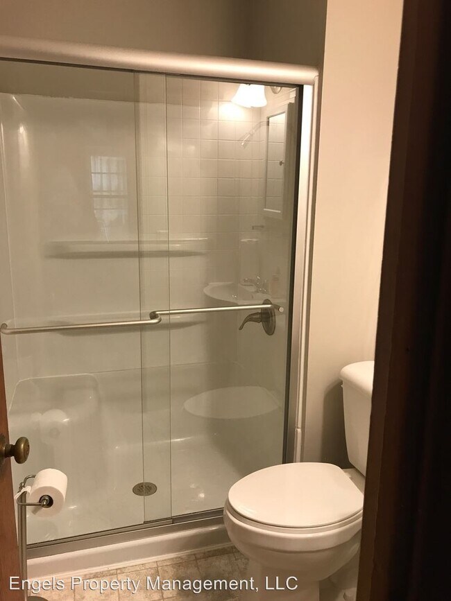 Foto del edificio - 3 br, 2 bath House - 1078 SW Indianola Rd