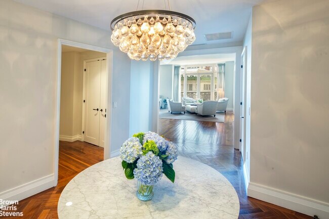 Building Photo - Furnished 4 Bedroom at The Laureate!