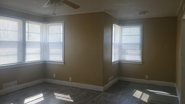 Foto del edificio - 1226 N 13th St