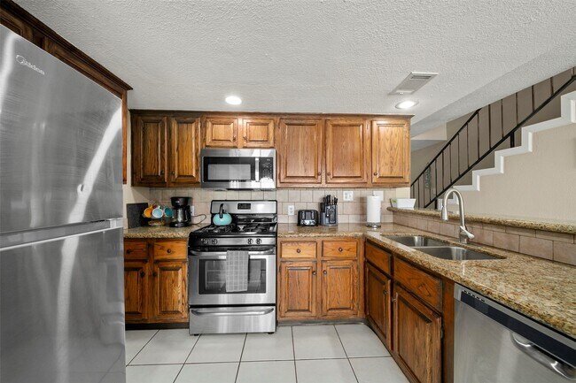 Foto del edificio - 7041 Kingston Cove Ln