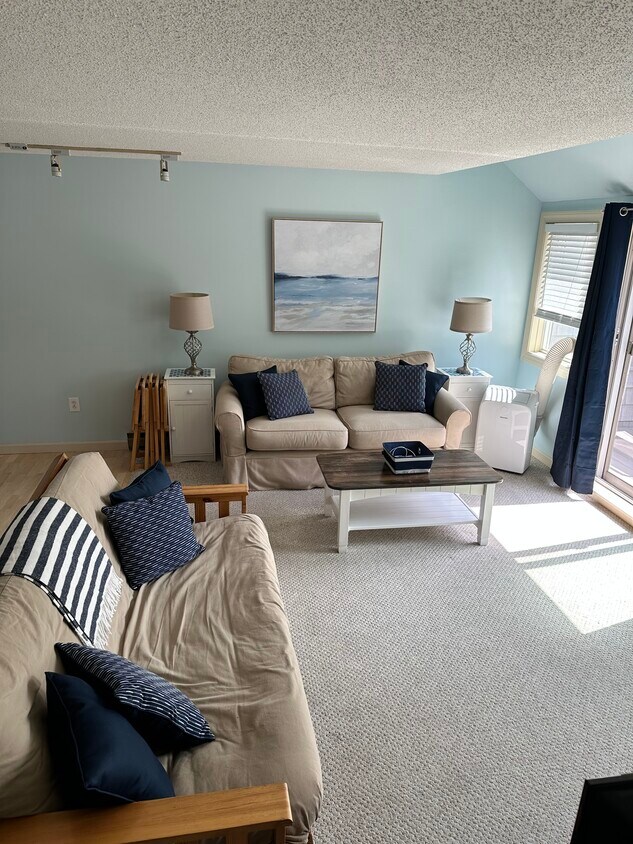 146 W Grand Ave Unit 82, Old Orchard Beach, ME 04064 Condo for Rent