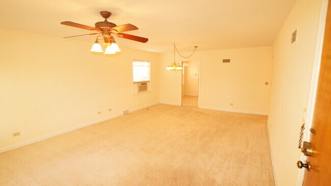 Sala de estar/Comedor - 3120 CENTRAL St