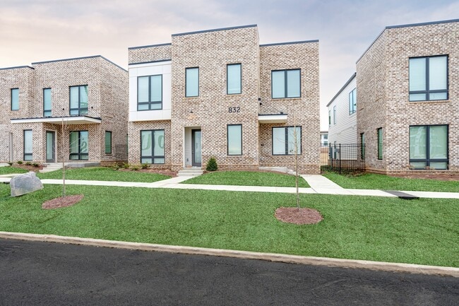 Building Photo - Dickson Flats