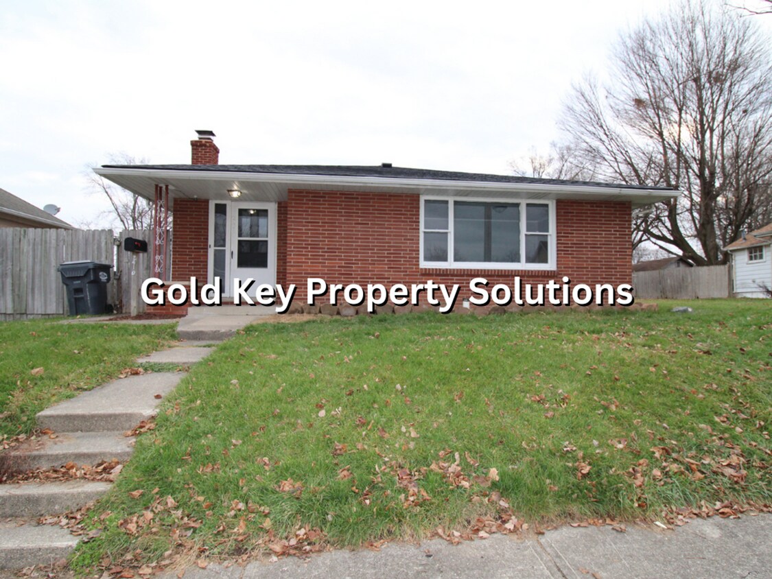 Primary Photo - Beautifully Updated 2 BR 1.5 BA House with...