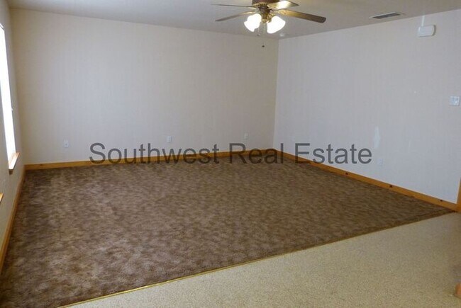 Building Photo - All Bills Paid! Large One Bedroom One Bath...