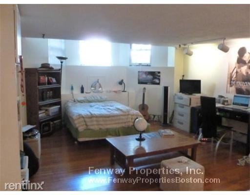 Studio, 1 bath - 232 Marlborough St Apt 1S - Studio, 1 bath  - 232 Marlborough St Apt 1S