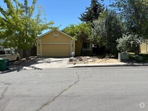 Building Photo - 5870 Coyote Ridge Rd