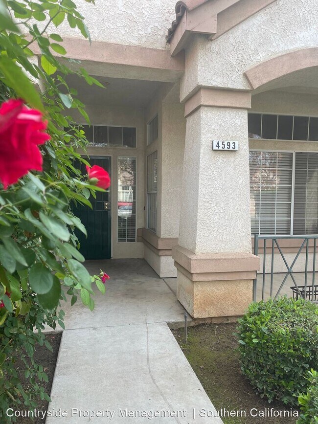 Foto del edificio - 3 br, 2 bath House - 4593 W. Laurendale Drive