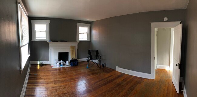 Bedroom 1 - 124 16th St
