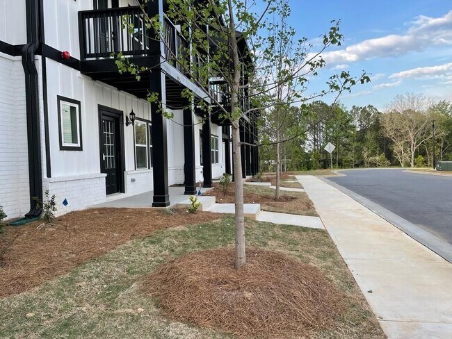 Foto del edificio - 1112 Knoxboro Ln