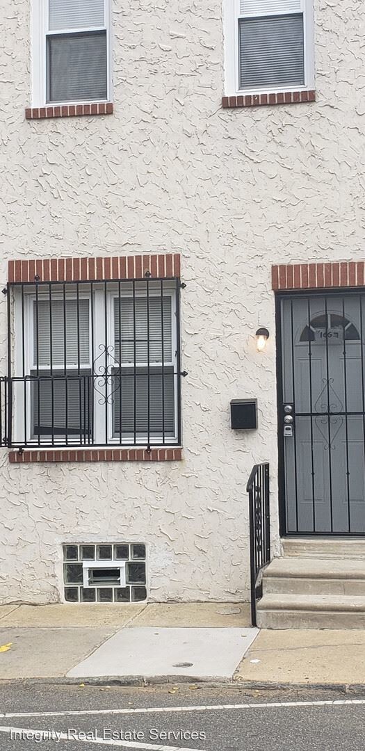 Foto del edificio - 3 br, 1 bath House - 1663 Foulkrod St.