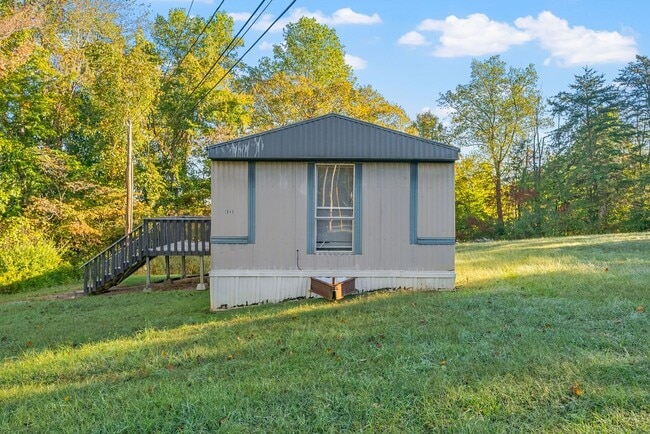 Building Photo - 1845 Evans Rd