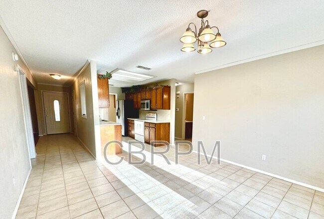 Foto del edificio - 9605 Colton Ave