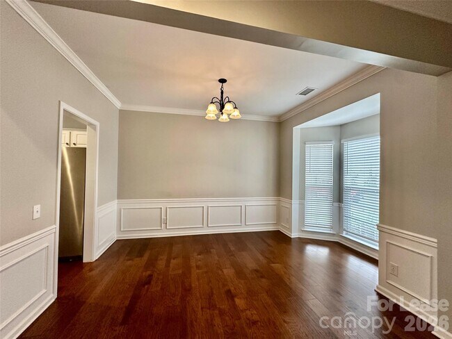 Foto del edificio - 5307 Bentgrass Run Dr