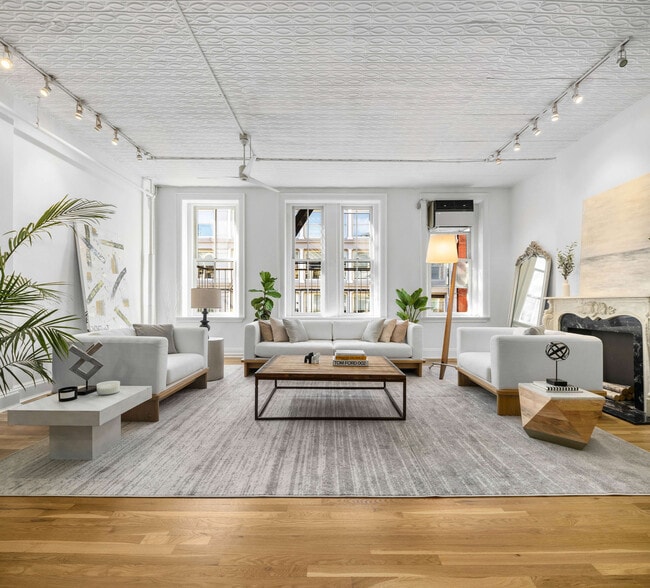 Building Photo - 508 Broadway-ID1035001P