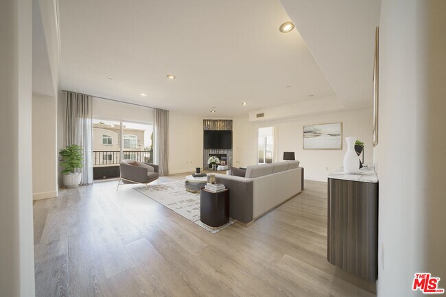 Foto del edificio - 970 S St Andrews Pl
