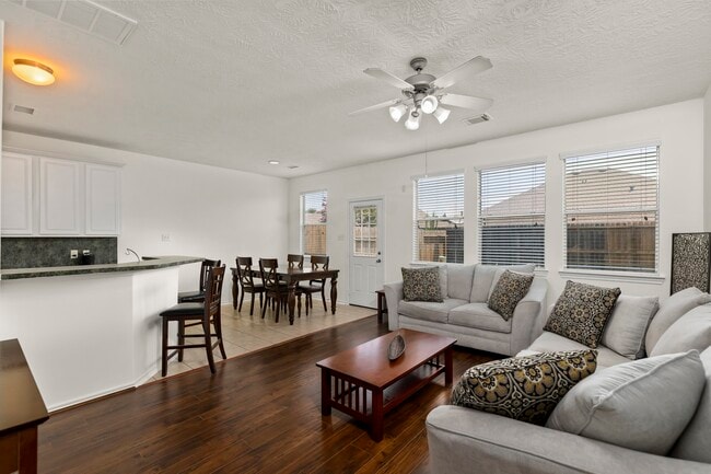 Building Photo - 5651 Stonecloud Ln