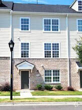 Building Photo - 1404 Excelsior Grand Ave