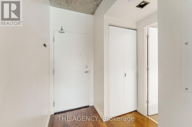 Building Photo - 51 Trolley Cres