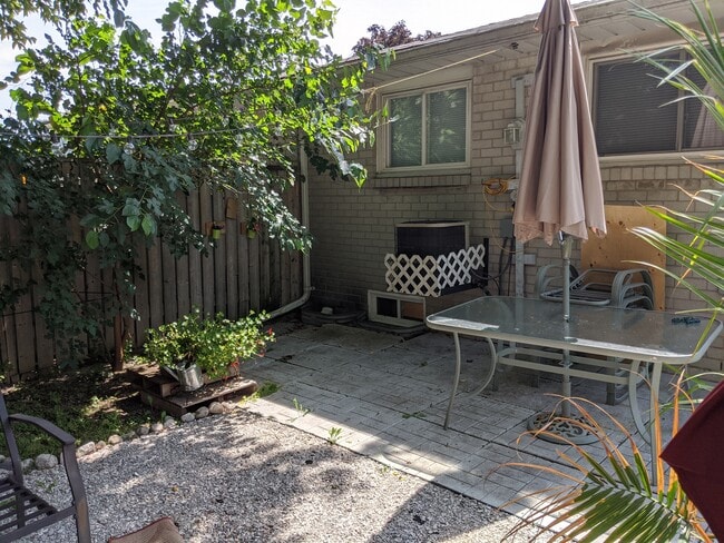 Private Patio with Shed - 31 Greenwood Cres
