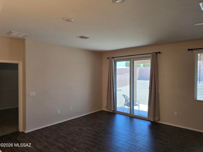 Building Photo - 6151 S Antrim Loop