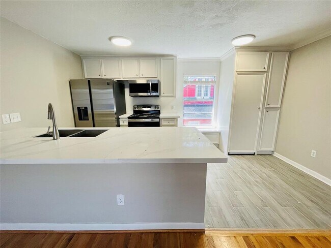 Foto del edificio - 1527 Rutland St