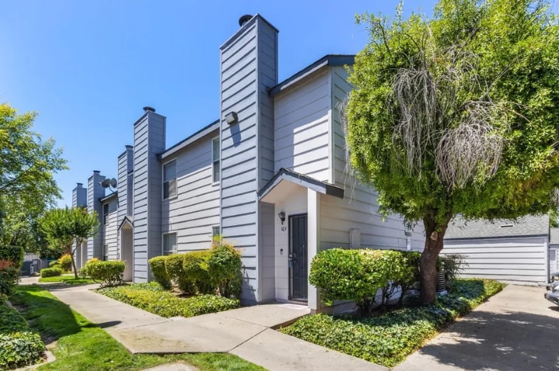 8236 Center Pkwy, Sacramento, CA 95823 Condo for Rent in Sacramento