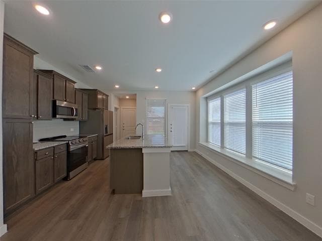 Building Photo - 2536 Finch Holw Dr