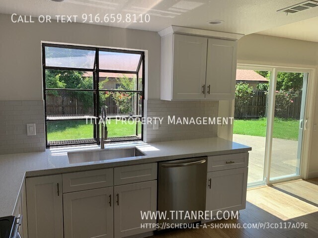 Foto del edificio - 1784 Klamath River Dr