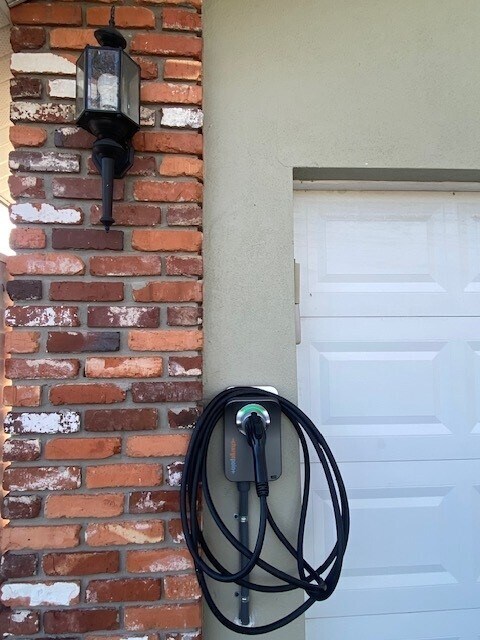 Foto del edificio - 9800 W Bay St