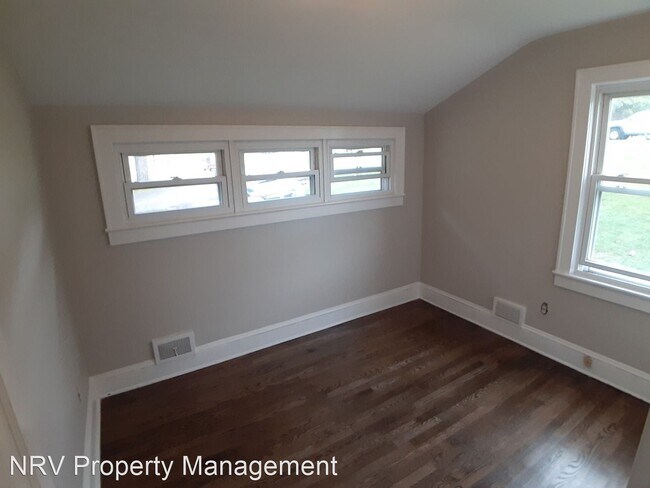 Foto del edificio - 2 br, 1 bath House - 1400 Grove Drive