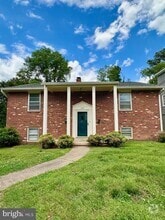 Building Photo - 709 Cornell St