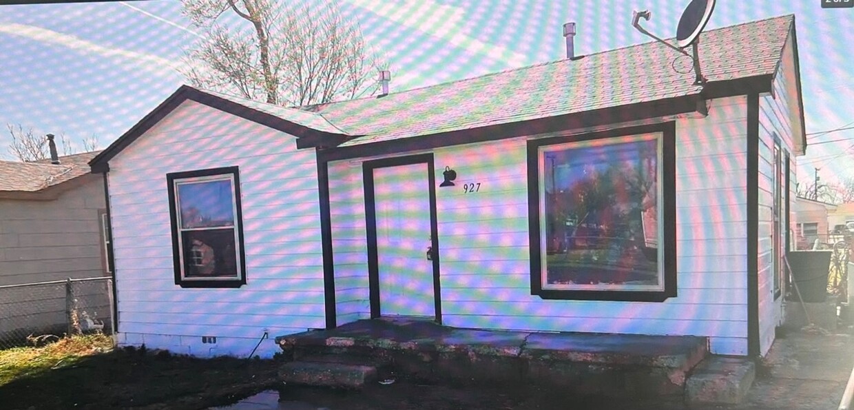 Foto principal - 927 Columbine St