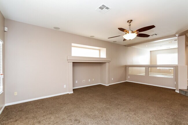 Foto del edificio - 6522 W Camero Ave